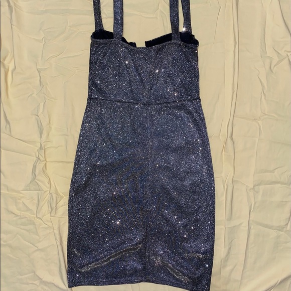 Sparkle Dress - Picture 3 of 5